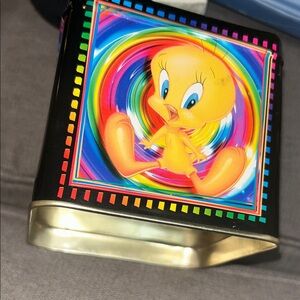 Looney Tunes Vintage Tin Box for coin bank Bugs Bunny tweety duck sylvester